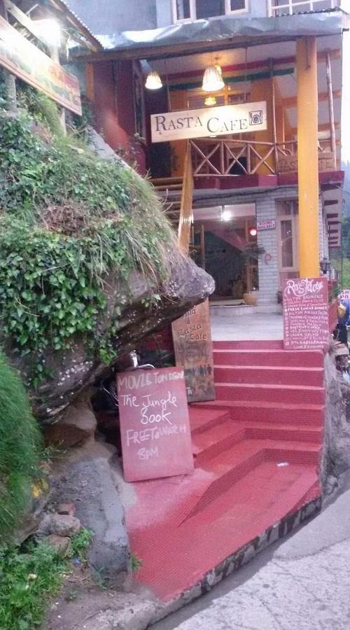 Rasta Cafe And Lodge Manāli Extérieur photo