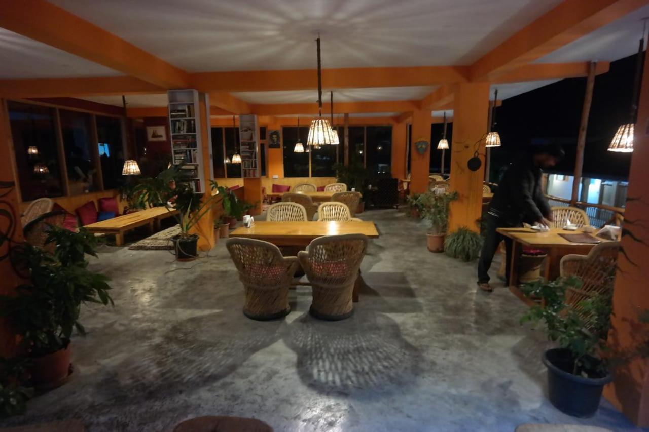 Rasta Cafe And Lodge Manāli Extérieur photo